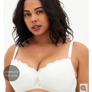 Torrid 44D NWT  full coverage balconette bra